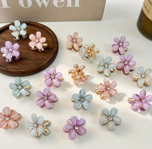 Camelia Flower Hair Claw Set